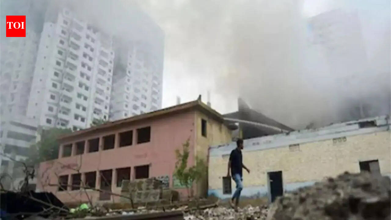 Eight killed as gas pipeline explodes in Pakistan's Khyber Pakhtunkhwa