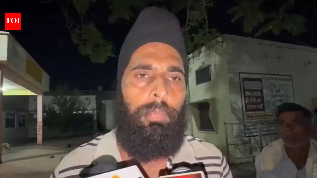 UP farmer injured in accident dies after ambulance runs out of oxygen, fuel