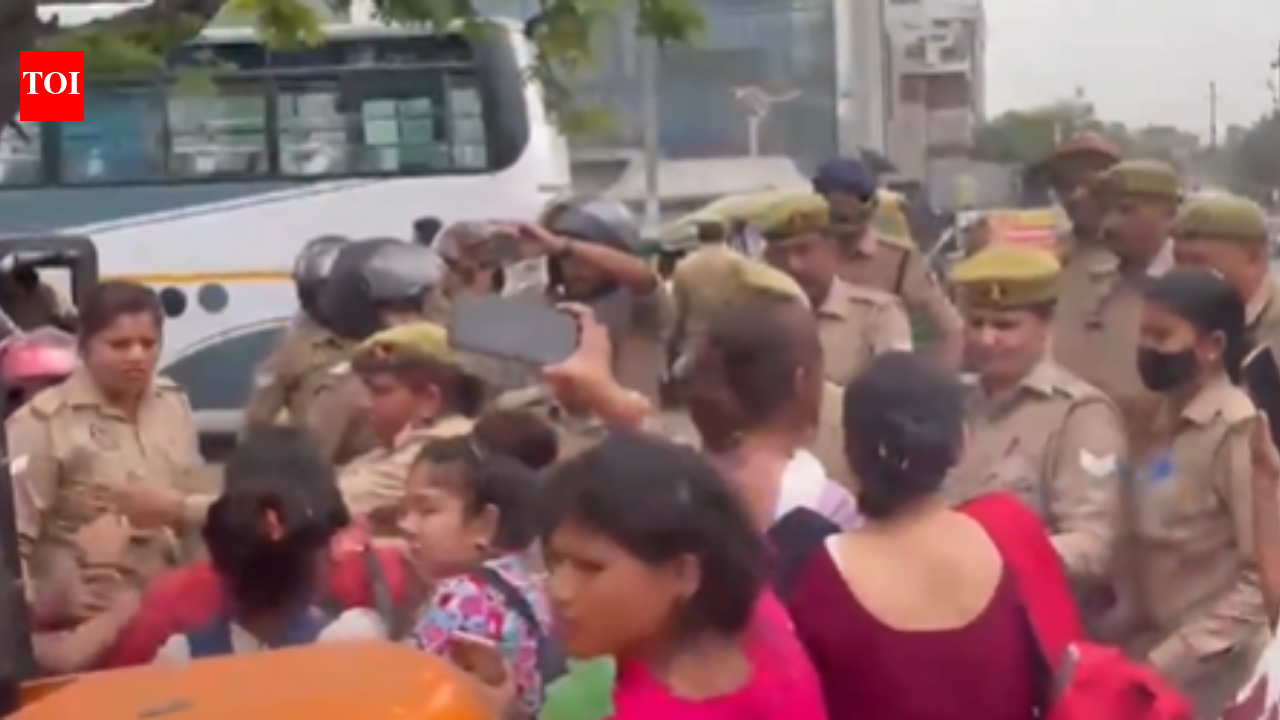 Fresh workers’ protest erupts in Noida over salary hike demand, police deployed