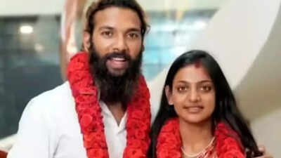 Adult or minor? Madhya Pradesh cops reach Kochi as viral Kumbh Mela girl's inter-faith marriage sparks storm