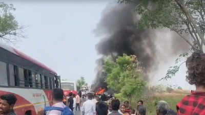 6 burnt alive, several injured as car–bus collision sparks blaze in Karnataka