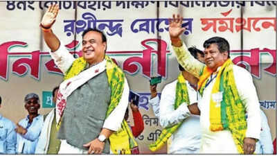  Himanta Biswa leads 50-member Assam brigade into Bengal
