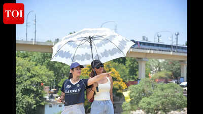  Severe heatwave hits Pune as temperatures rise to 42°C; Memes flood social media in response