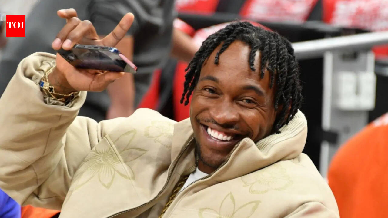 Former Chicago Bears wide receiver Alshon Jeffery booked in jail for insurance fraud