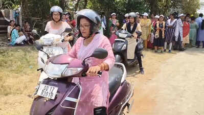 Driving training in Sambalpur to empower SHG women