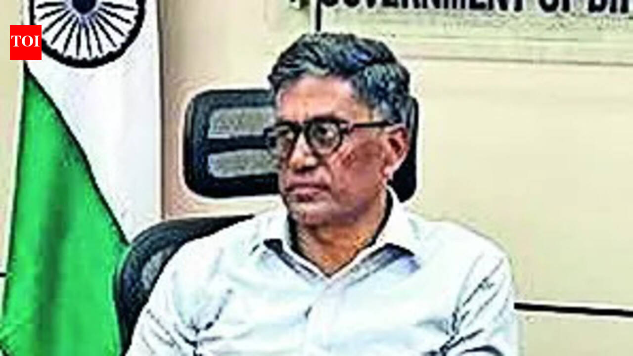 Focus on infrastructure push, jobs in Maoist-free districts: Govt