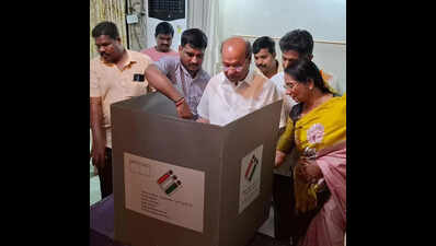 PMK founder Ramadoss, 86, casts postal ballot