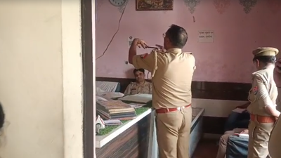 ‘I killed him’: Woman smashes lover’s head with hammer in UP hotel room, confesses to staff