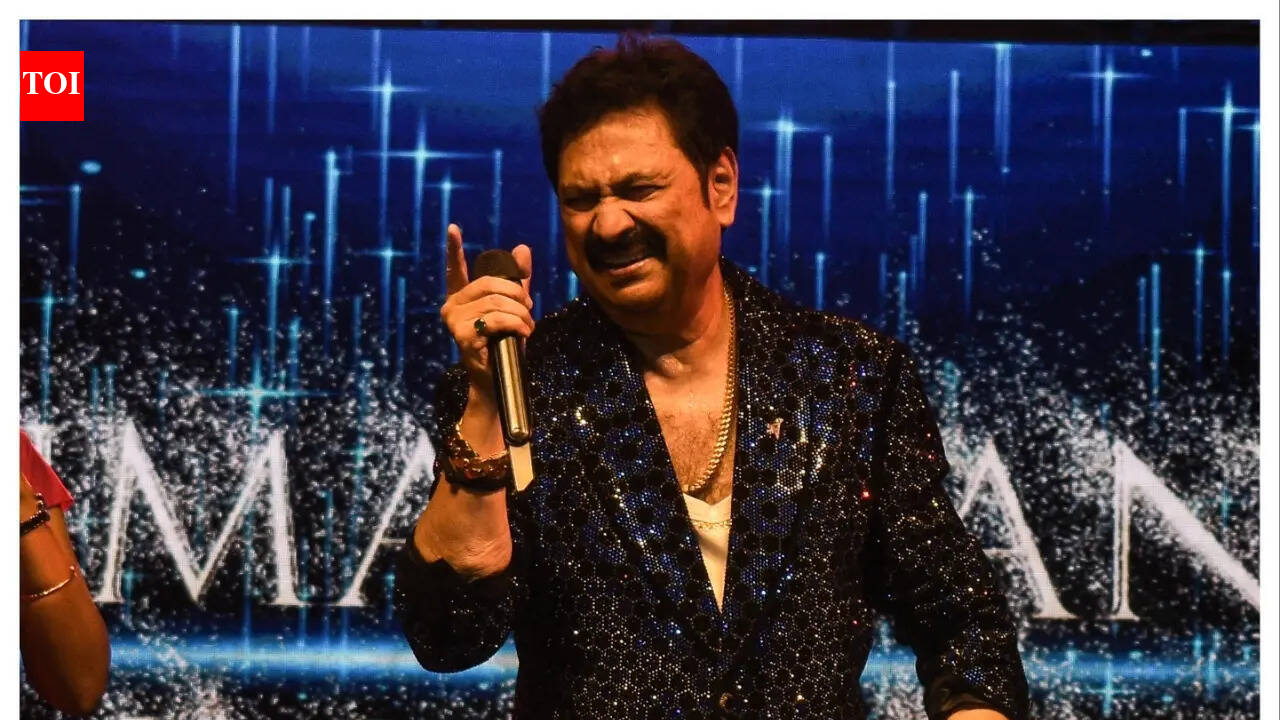 I will never cheat my fans by lip syncing at a concert: Kumar Sanu