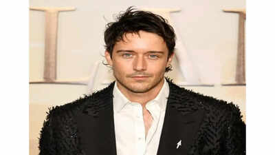 ‘Outlander’ bids a heartbreaking farewell to Fergus Fraser in tragic final season twist