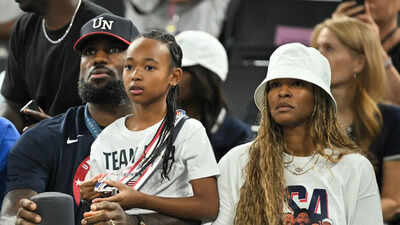  Serena Williams’ husband Alexis Ohanian hails LeBron James daughter Zhuri James after viral LOVB first serve moment