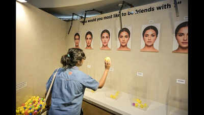 Immersive city exhibit urges you to pause and ponder