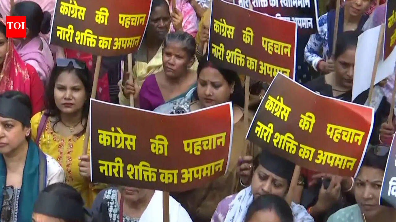 Row over women quota bill: BJP leaders protest against Rahul Gandhi in Delhi, burn effigies; 2 MPs detained