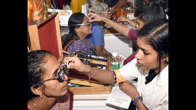 Noida DM wants medical camps, mobile vans in industrial areas