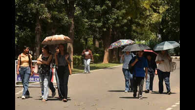 Scorching Saturday: Mercury breaches 40 mark in season’s first