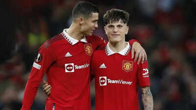 Cristiano Ronaldo misses out again as Alejandro Garnacho turns down Al Nassr move and chooses European football