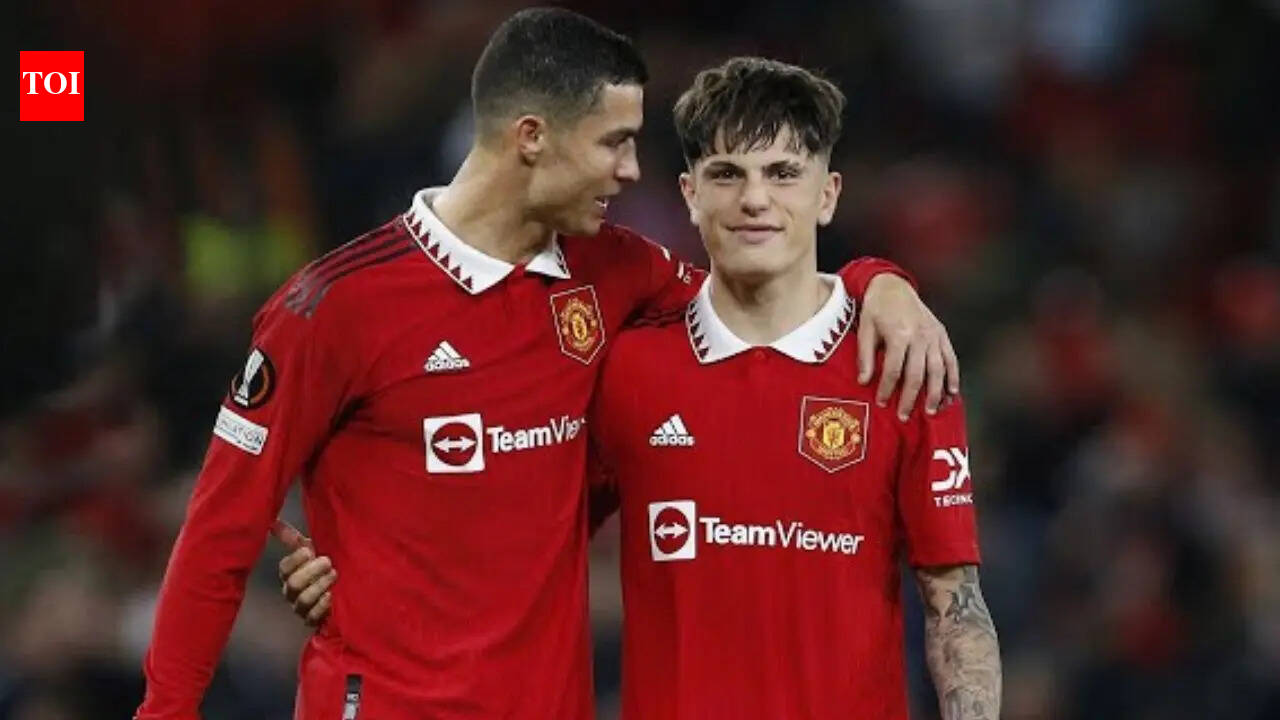 Cristiano Ronaldo misses out again as Alejandro Garnacho turns down Al Nassr move and chooses European football