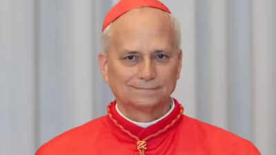 Pope Leo, in Angola, decries 'despots' who make false promises