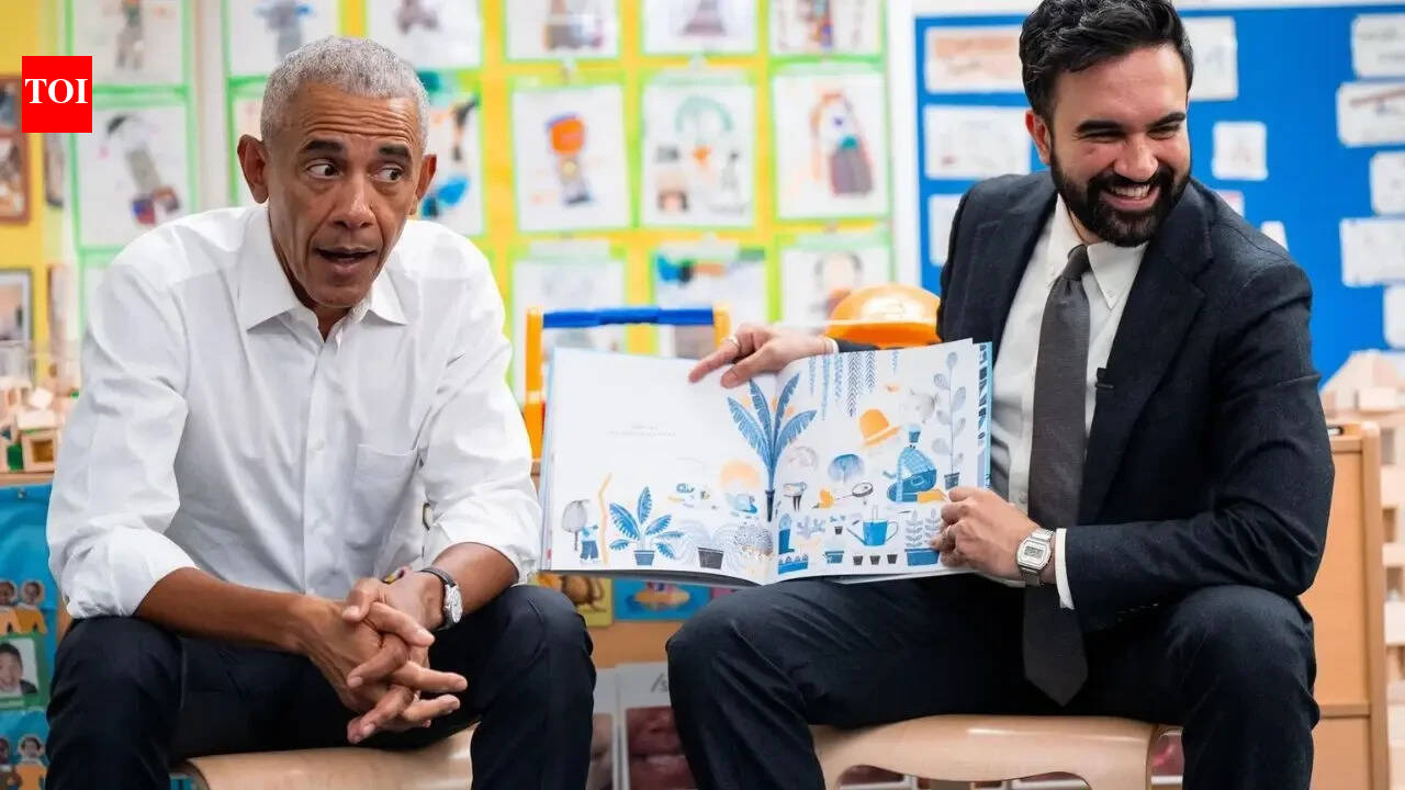 'K Pop Demon Hunters' and 'Wheels on the Bus': Obama meets Mamdani for first time in Bronx - Watch