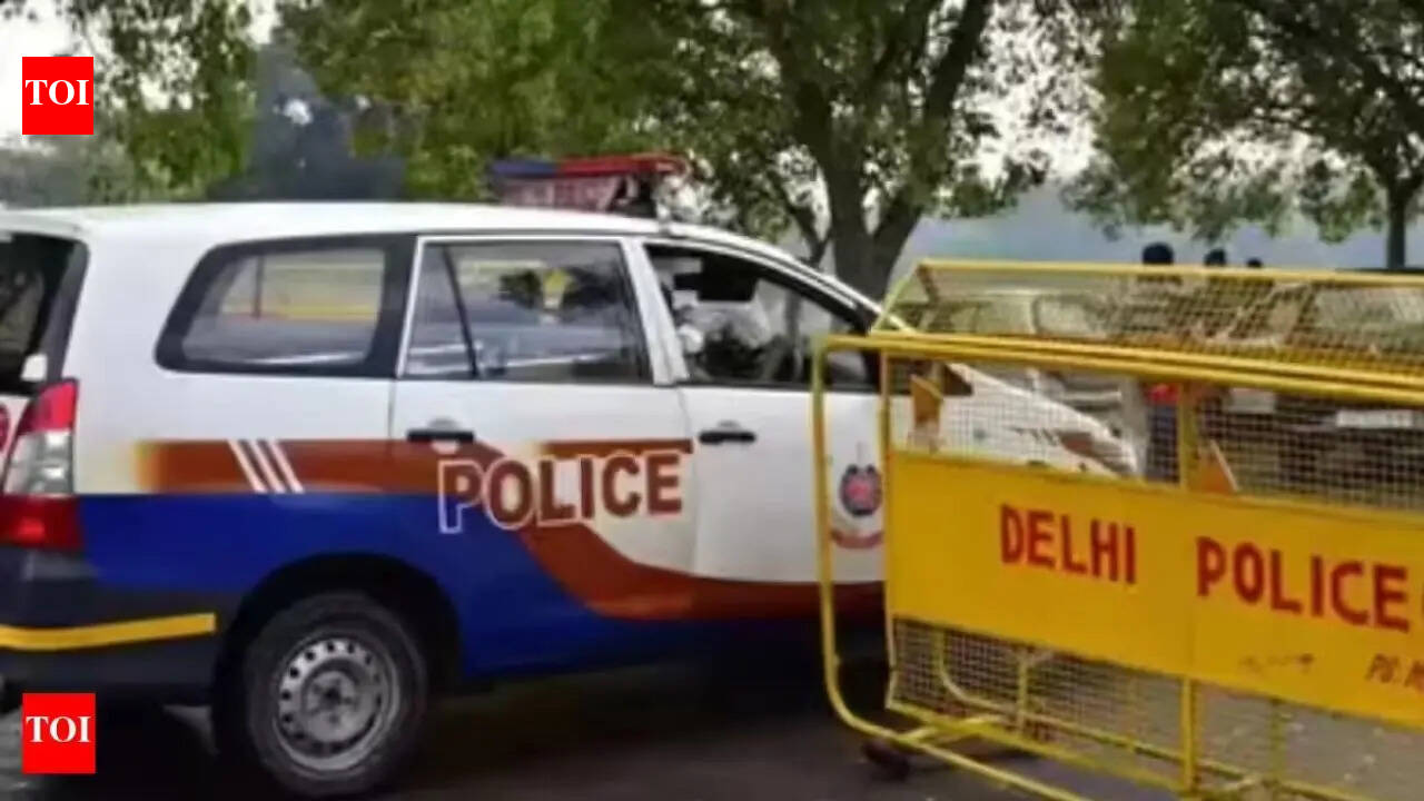 'Gun malfunctioned': 2 held for murder attempt in Delhi’s Chhawla