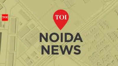 Sector 55 residents demand relocation of the weekly market, meet authority officials