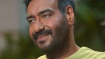 "Tanhya chya naman, Raje!" Ajay Devgn expresses support to Riteish Vilasrao Deshmukh ahead of 'Raja Shivaji' release