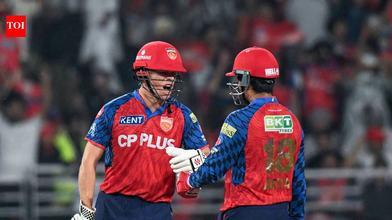 IPL Live: LSG hit back again as Shreyas Iyer falls