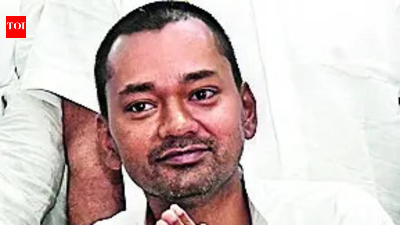 Don’t worry, my father and I are still here: Nishant