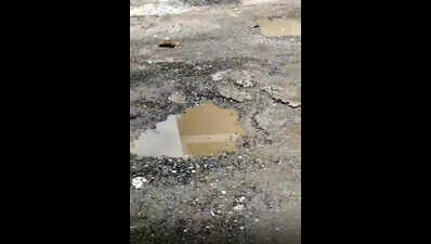 Potholes, cracks & flood: Roads here will test your driving skills