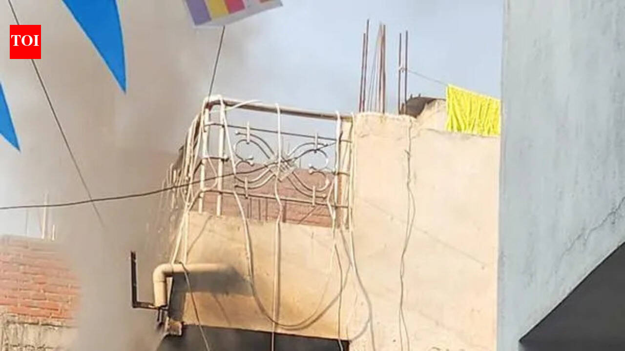 Family evacuates safely after fire, labourer dies in cylinder blast while saving belongings