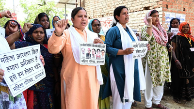 Kashi women threaten hubbies with ‘kitchen strike’ if they back anti-women opposition parties