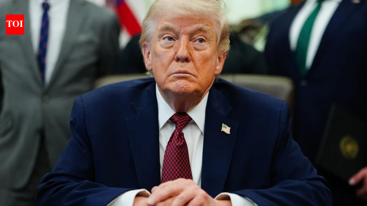 Donald Trump's approval rating dips to second-term low as Iran war drags on