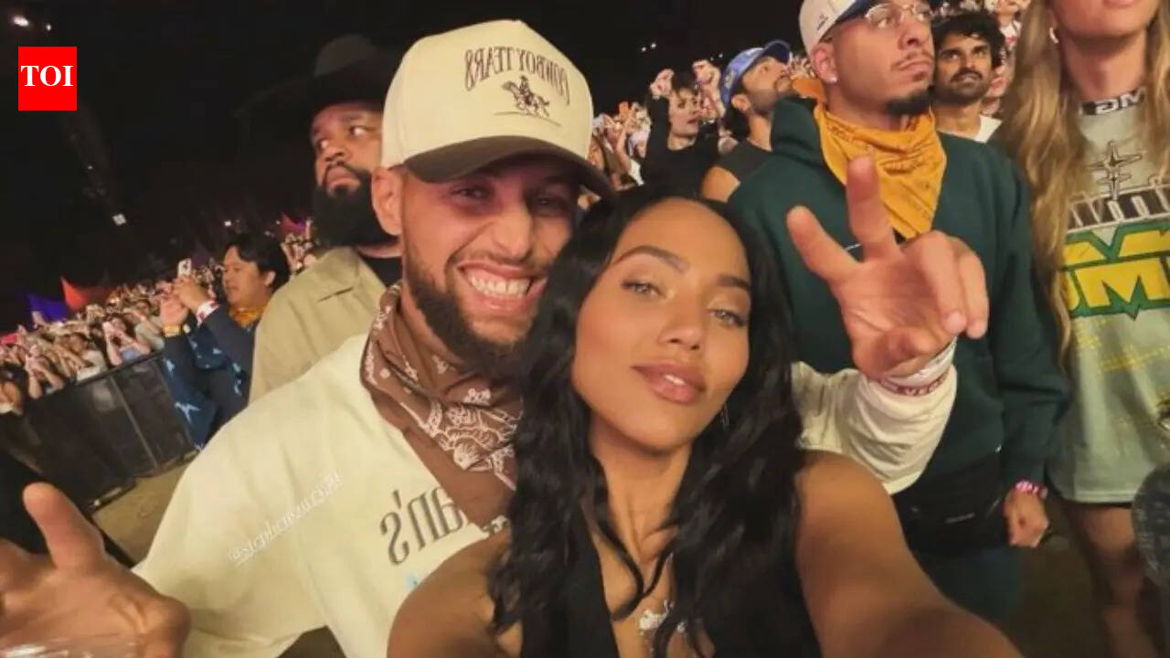 Ayesha Curry shares a sweet two-word romantic message for Stephen Curry in heartfelt shoutout