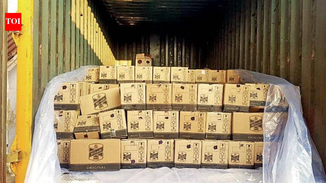 Liquor seized from truck in Buxar