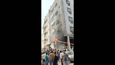 11 injured as fire tears through apartment cellar in Hyderabad