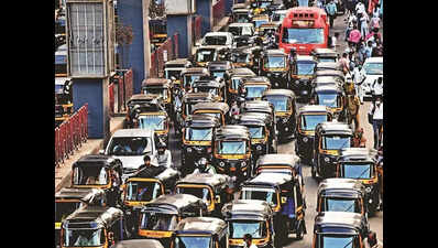 Marathi proficiency rule: 15 lakh auto drivers plan statewide stir from May 4