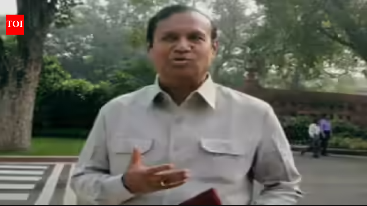 DMK objects to ECI's appointment of Avinash Kumar as IGP by replacing Senthil Velan