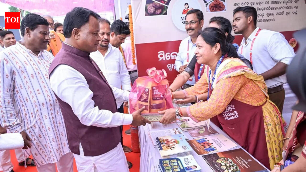 Govt distributes Rs 838 cr to farmers on Akshaya Tritiya