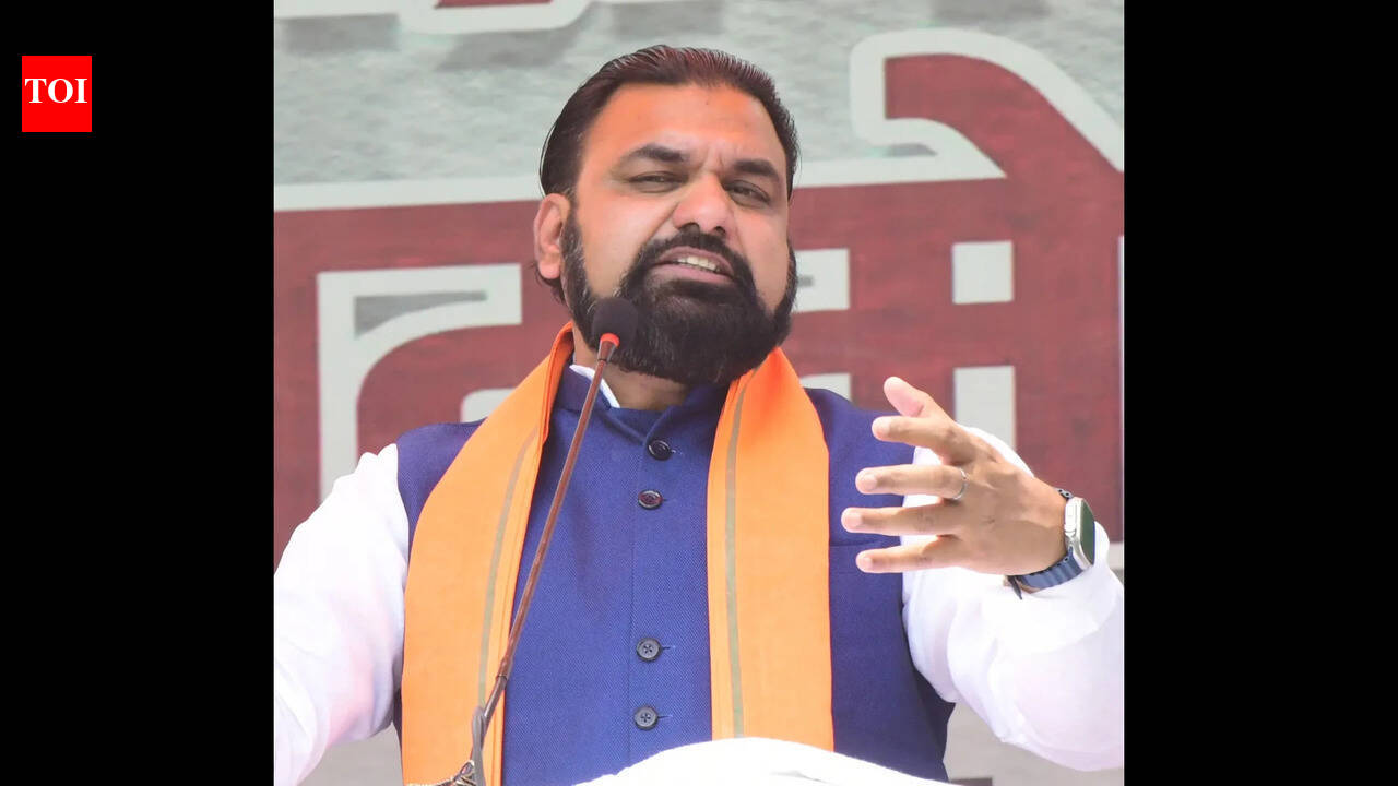 Opposition netas denied women their rights: CM