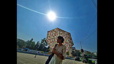 Heat persists despite scattered storms