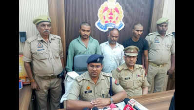 4 held for murder of man found dead by Ghaziabad railway tracks
