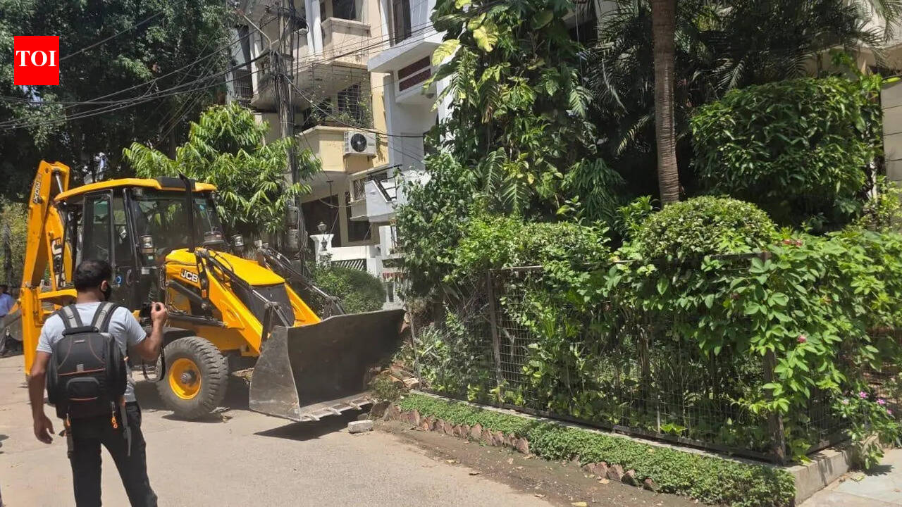1,000 illegal house extensions taken down in 3 days in govt drive to clear right of way in Gurgaon