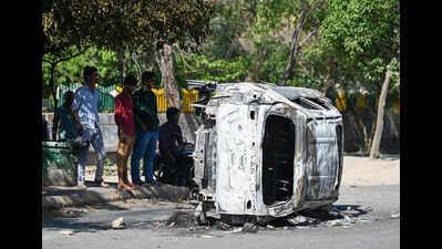 Noida protests: Workers’ outfit members from Delhi, Lucknow arrested; lawyer says due process not followed