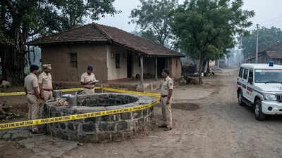 Woman jumps into well with 2 children after family dispute in Maharashtra's Latur