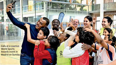 'Only a fit Neymar should be at the World Cup': Cafu says it's a race against time