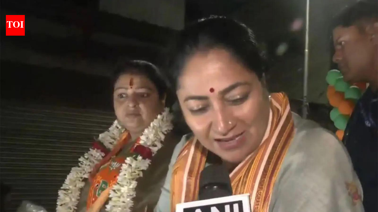 'TMC goons switched off lights during BJP roadshow': Delhi CM Rekha Gupta ahead of West Bengal polls | India News - The Times of India