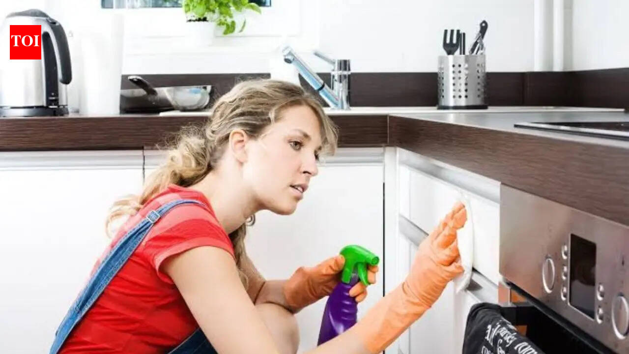 This simple kitchen trick can make your home smell clean in minutes