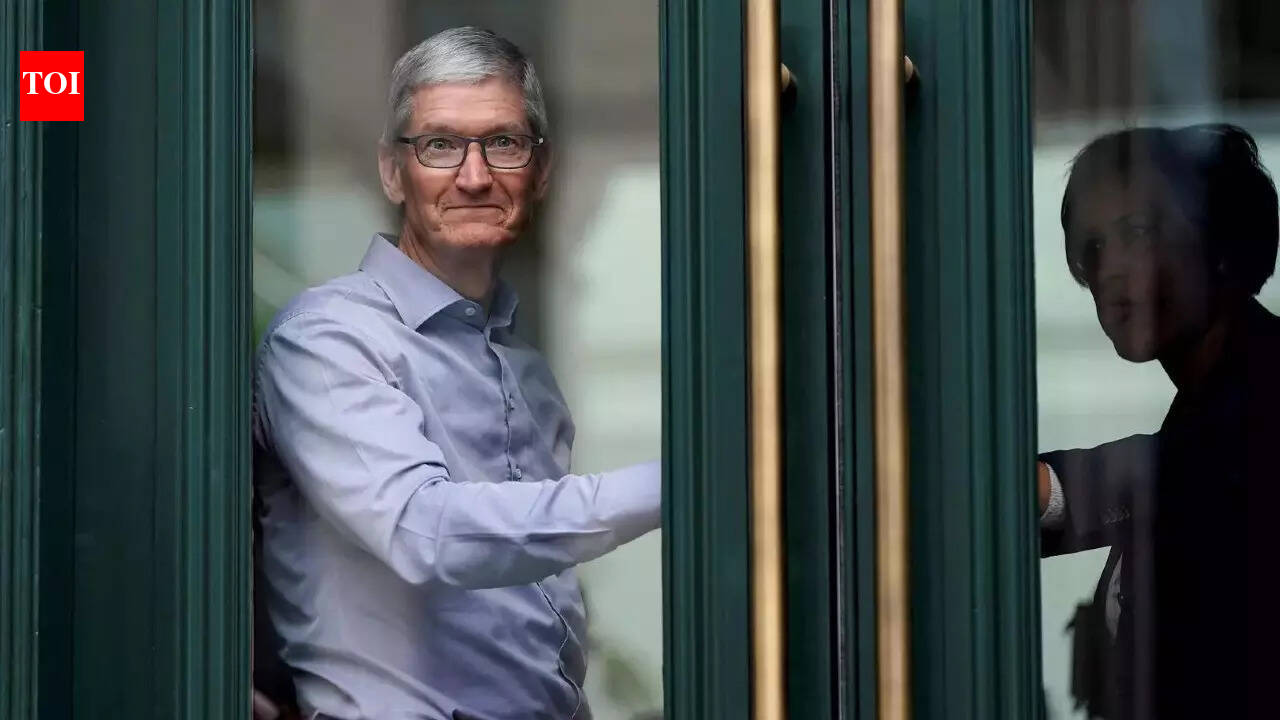 How Wall Street ‘reacted’ to Tim Cook stepping down as Apple CEO