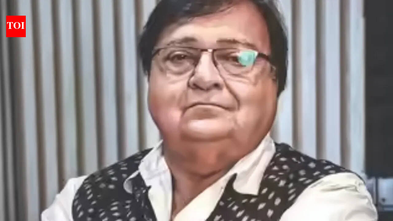 'Dhurandhar' star Rakesh Bedi questions Farah Khan on NEVER casting him; Says, 'You didn't take me in any of your films'