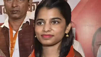 'Feeling uncomfortable coming to Bengal’: BJP MLA Maithili Thakur raises law and order concerns during election campaign